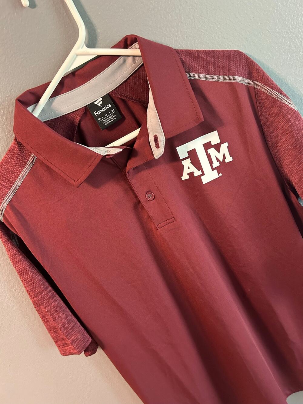 Texas A&M Fanatics Medium Red Polo Shirt (NWT)